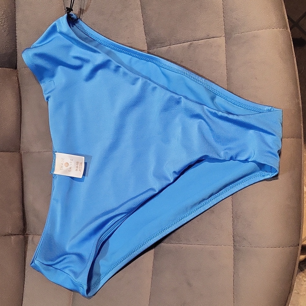 SHADE & SHORE WOMEN'S BLUE BIKINI BOTTOM. MEDIUM/ NWT